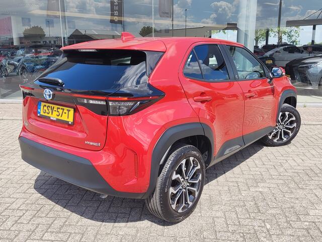 Toyota YARIS Cross 1.5 Hybrid Style | Sensoren | navi | Stoel + Stuurverwarming