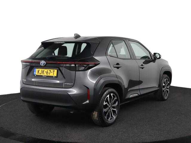 Toyota YARIS Cross 1.5 Hybrid Active Limited | Apple Carplay/Android Auto | Parkeercamera | Inklapbare Buitenspiegels | Lichtmetalen-Velgen |
