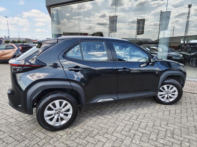 Toyota YARIS Cross 1.5 Hybrid Dynamic | Navi | Head Up Display | El. Achterklep | Keyless Entry