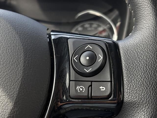 Toyota YARIS 1.5 VVT-i Active Camera, Cruise, Navi, Rijklaar met beurt & garantie!