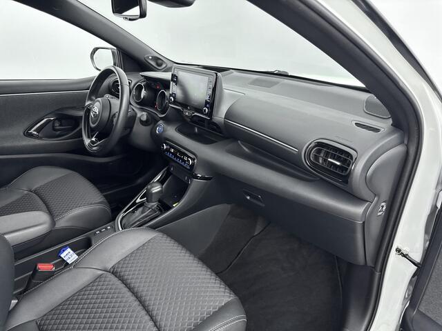 Toyota YARIS 1.5 Hybrid Executive | Parkeersensoren V+A | JBL | Stoelverwarming | Onderweg-naar-dealer