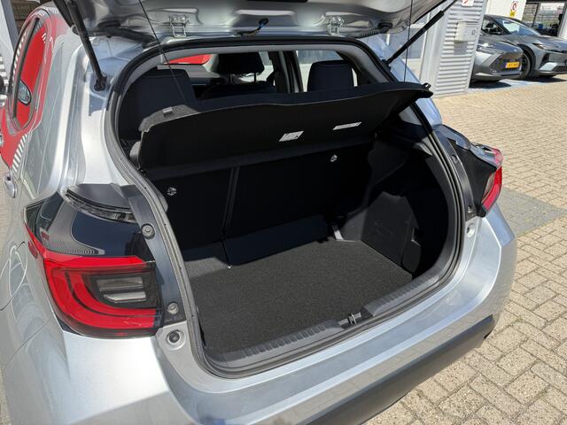Toyota YARIS 1.5 Hybrid Dynamic *NL auto!*