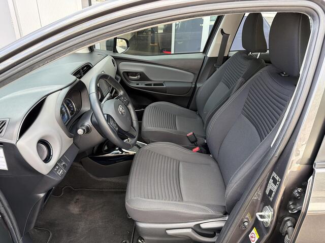 Toyota YARIS 1.5 Hybrid Orange Sport | Achteruitrijcamera | Navigatie | Cruise control |