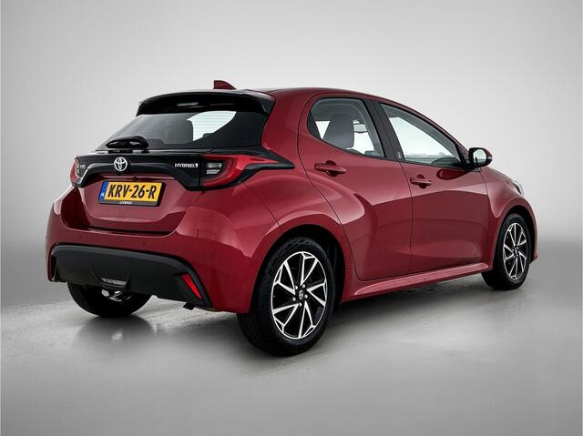 Toyota YARIS 1.5 Hybrid Dynamic | Parkeersensoren voor + achter | Achteruitrijcamera | Stoelverwarming