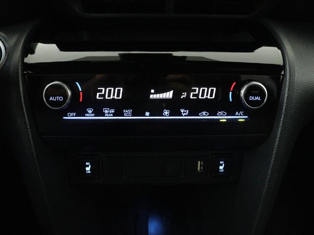 Toyota YARIS Cross 1.5 Hybrid Launch Edition | Navigatie | Leder | PDC | BLS | Stuur-Stoelverwarming |