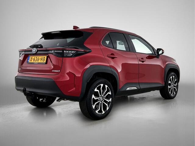 Toyota YARIS Cross 1.5 Hybrid Dynamic | Dealer onderhouden | Trekhaak | Navigatie | Apple CarPlay/Android Auto | Cruise Control Adaptive | Achteruitrijcamera | Leseman opg 23-7