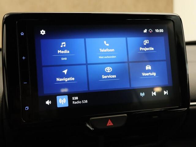 Toyota YARIS Cross 1.5 Hybrid Comfort - APPLE CARPLAY/ANDROID AUTO - DRAADLOZE TELEFOONOPLADER - CLIMATE CONTROL - CRUISE CONTROL ADAPTIEF - KEYLESS ENTRY/START - ACHTERUITRIJCAMERA - DRAADLOZE TELEFOONLADER