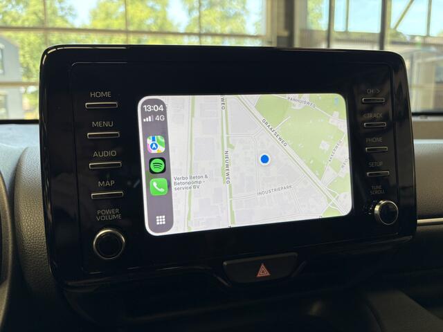 Toyota YARIS 1.5 Hybrid Active Camera, Adaptc. Cruise, Carplay Navi