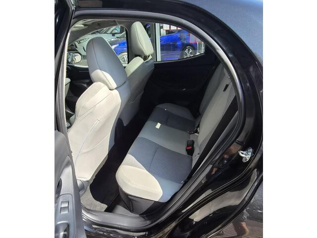 Toyota YARIS 1.5 Hybrid Executive Sport|Panodak|Navi|Apple