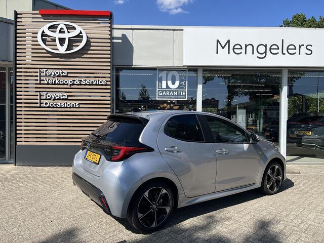 Toyota YARIS 1.5 H 130 Executive | NL-auto | Dodehoek detectie | Stuurverwarming | Apple Carplay