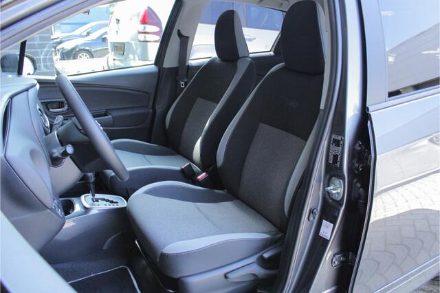 Toyota YARIS 1.5 Hybrid Y20 |parkeersensoren|stoelverwarming|parkeercamera|CarPlay/Android|