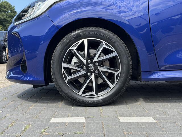 Toyota YARIS 1.5 Hybrid 115 Dynamic | GEEN AFLEVERKOSTEN | Lederen bekleding, Trekhaak afneembaar, All season banden