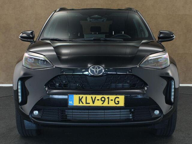 Toyota YARIS Cross 1.5 Hybrid 130 Dynamic DEMO VOERTUIG - DODEHOEKDETECTIE - VOORSTOELEN VERWARMD - STUURVERWARMING - VOORRUITVERWARMING - PARKEERSENSOREN VOOR EN ACHTER - KEYLESS ENTRY/START - ACHTERUITRIJCAMERA - ADAPTIEVE CRUISE CONTROL - GETINT GLAS ACHTER