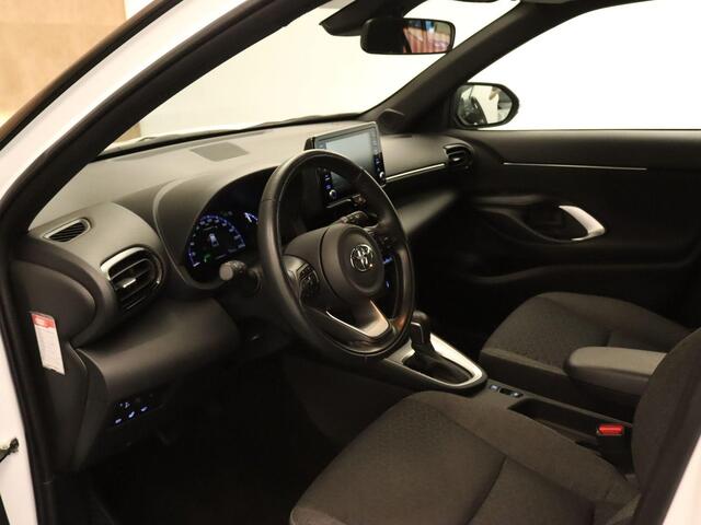 Toyota YARIS Cross 1.5 Hybrid Dynamic - APPLE CARPLAY/ANDROID AUTO - AUTOMATISCHE AIRCO - ACHTERRUITRIJCAMERA - KEYLESS ENTRY/START - ADAPTIEVE CRUISE CONTROL - 17" LICHT METALEN VELGEN - STUURVERWARMING - VOORSTOELEN VERWARMD