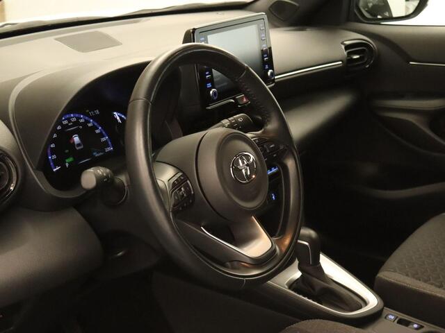 Toyota YARIS Cross 1.5 Hybrid Dynamic - APPLE CARPLAY/ANDROID AUTO - AUTOMATISCHE AIRCO - ACHTERRUITRIJCAMERA - KEYLESS ENTRY/START - ADAPTIEVE CRUISE CONTROL - 17" LICHT METALEN VELGEN - STUURVERWARMING - VOORSTOELEN VERWARMD