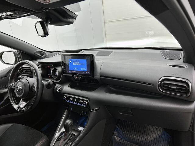 Toyota YARIS 1.5 Hybrid GR Sport + | BTW voertuig | Dealer onderhouden | JBL | Head-Up Display | Stoel+stuurverwarming | Dodehoek detectie | Parkeersensoren voor+achter |