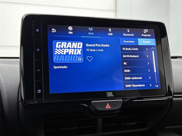 Toyota YARIS 1.5 Hybrid GR Sport + | BTW voertuig | Dealer onderhouden | JBL | Head-Up Display | Stoel+stuurverwarming | Dodehoek detectie | Parkeersensoren voor+achter |
