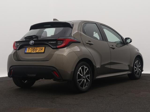 Toyota YARIS 1.5 Hybrid Dynamic | LM velgen | Camera | Climate Control | Apple Carplay/Android Auto |