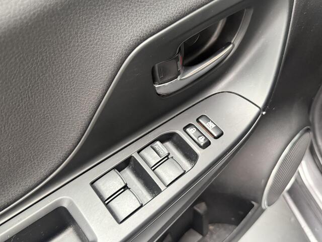 Toyota YARIS 1.5 Hybrid Executive 1e eigenaar, dealer onderhouden, Navi, Nette auto