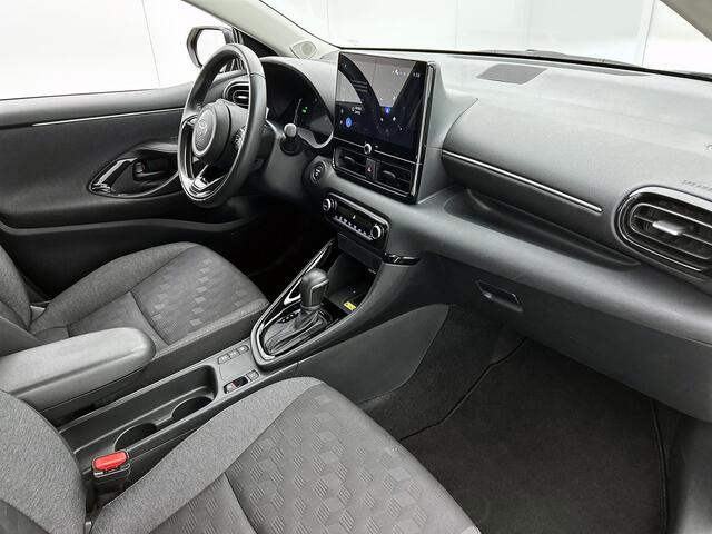 Toyota YARIS 1.5 Hybrid 115 Dynamic | BTW voertuig | Dealer onderhouden | Climate Control | Cruise control Adaptive | Apple CarPlay/Android Auto | Achteruitrijcamera |