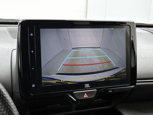 Toyota YARIS Cross 1.5 Hybrid GR Sport | Dealer onderhouden | JBL | Head-Up Display | Dodehoek detectie | Parkeersensoren voor+achter | Stoel+stuurverwarming | Full LED Adaptive | Elektrische Achterklep | Treeplanken |
