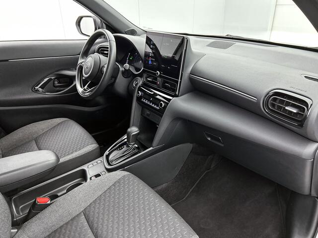 Toyota YARIS Cross 1.5 Hybrid 115 First Edition | BTW voertuig | Climate Control | Cruise Control Adaptive | Navigatie | Apple CarPlay/Android auto | Achteruitrijcamera |