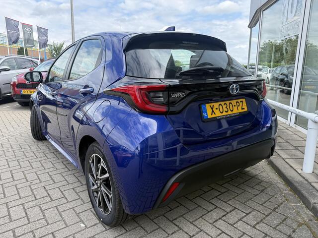 Toyota YARIS 1.5 Hybrid Dynamic Origineel NL auto, 1e eigenaar, dealeronderhouden, Multimediapakket, Navi, Parkeersensoren