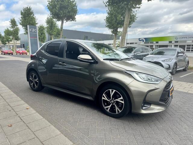 Toyota YARIS 1.5 Hybrid 115 First Edition