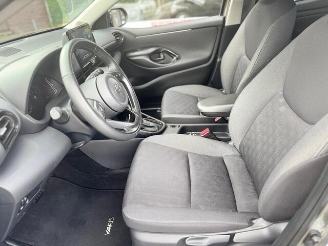 Toyota YARIS 1.5 Hybrid 115 First Edition