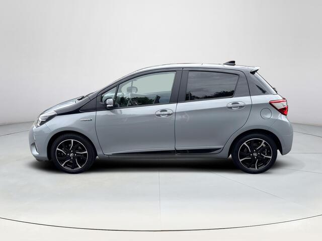 Toyota YARIS 1.5 Hybrid Bi-Tone Plus | Panoramadak | Achteruitrijcamera |