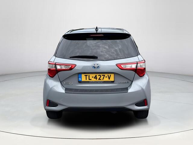 Toyota YARIS 1.5 Hybrid Bi-Tone Plus | Panoramadak | Achteruitrijcamera |