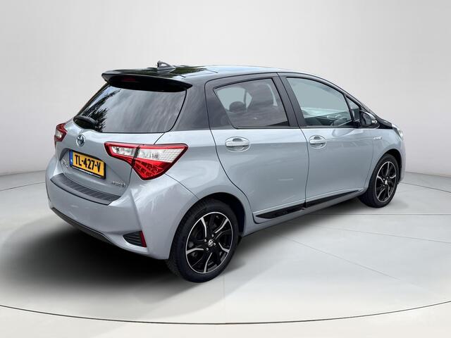 Toyota YARIS 1.5 Hybrid Bi-Tone Plus | Panoramadak | Achteruitrijcamera |