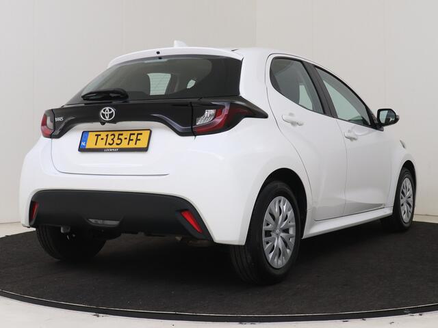Toyota YARIS 1.5 VVT-i Active | BTW voertuig | Dealer onderhouden | Apple CarPlay/Android Auto | Cruise Control Adaptive | achteruitrijcamera |