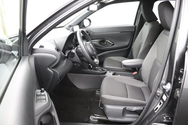 Toyota YARIS Cross 1.5 Hybrid 115 Dynamic | Comfort Pakket | Origineel NL | Navigatie |