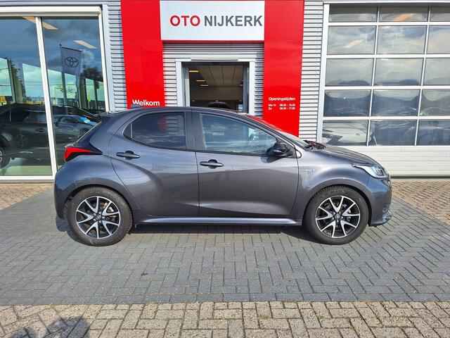 Toyota YARIS 1.5 Hybrid Style Limited met trekhaak