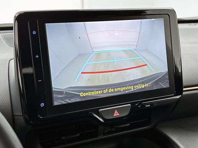 Toyota YARIS Cross 1.5 Hybrid Adventure | Head-up Display | Dodehoek detectie | Stoel+stuurverwarming | Parkeersensoren voor+achter | Full LED Adaptive | Elektrische achterklep | Navigatie | Apple CarPlay/Android Auto |
