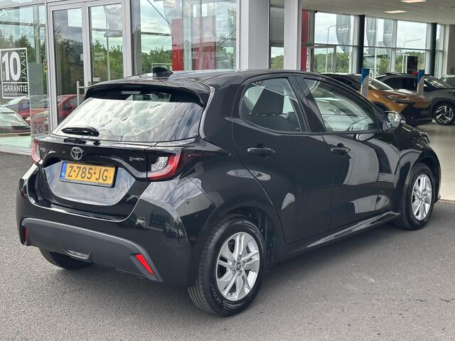 Toyota YARIS 1.5 Hybrid 115 Active