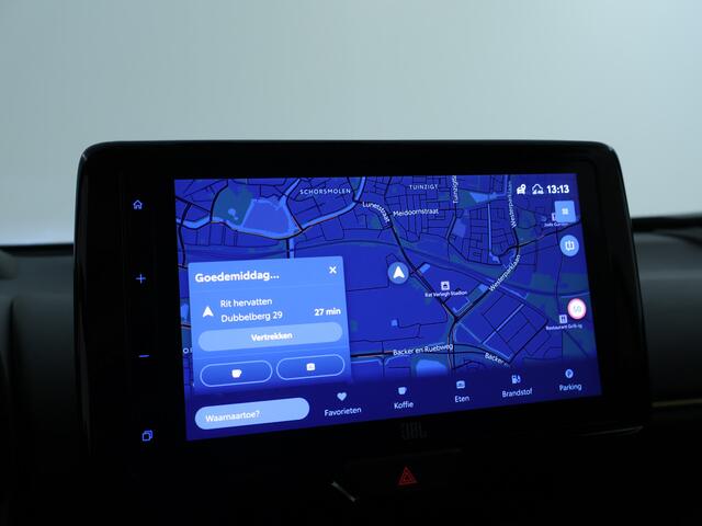 Toyota YARIS Cross 1.5 Hybrid Launch Edition AWD | Panoramadak | Trekhaak afneembaar | JBL | Head-Up Display | Dodehoek detectie | Lederen bekleding | Stoelverwarming | Elektrische achterklep |
