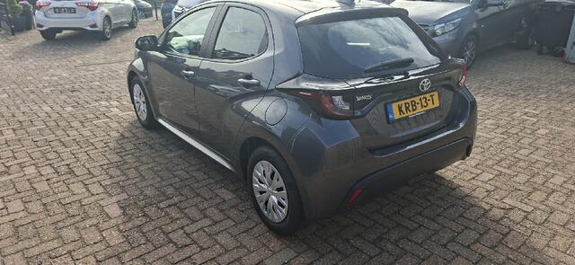 Toyota YARIS 1.0 VVT-i Active appel-carplay