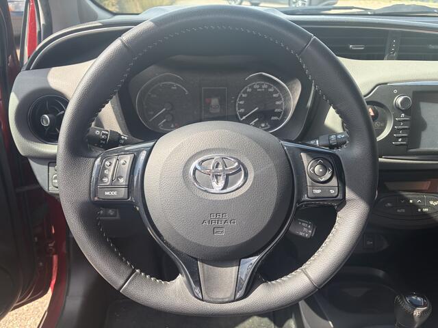 Toyota YARIS 1.5 Hybrid Dynamic | Navi | Climate | Camera!