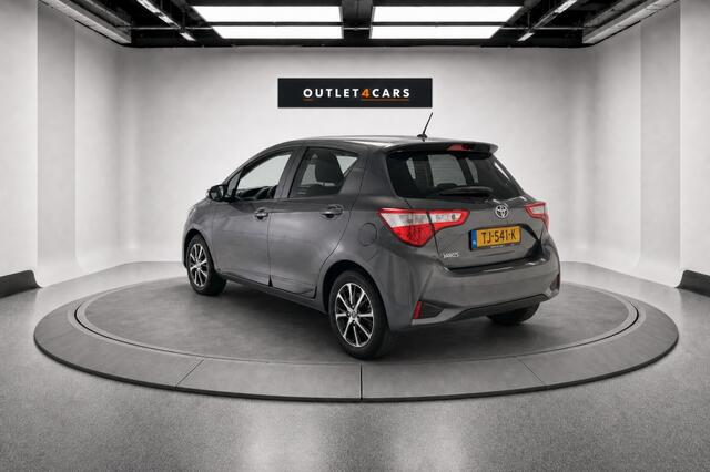 Toyota YARIS 1.5 Hyb. Design Sp.