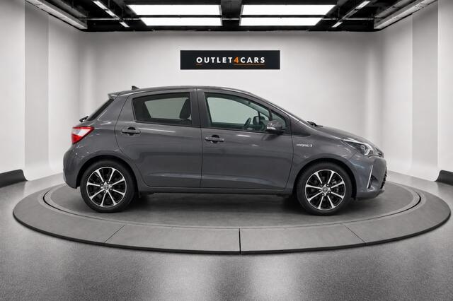 Toyota YARIS 1.5 Hyb. Design Sp.