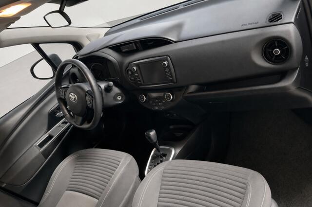 Toyota YARIS 1.5 Hyb. Design Sp.