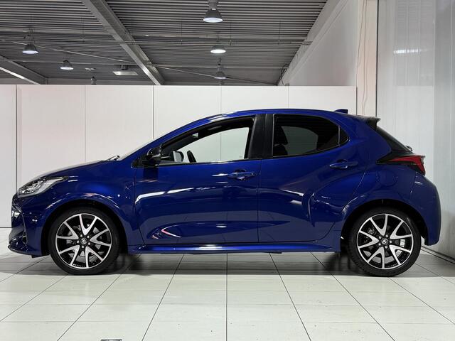 Toyota YARIS 1.5 Hybrid Executive | Parkeersensoren V+A | HUD | Stoelverwarming | Camera | JBL Geluidsysteem | BTW auto | Orgineel NL |