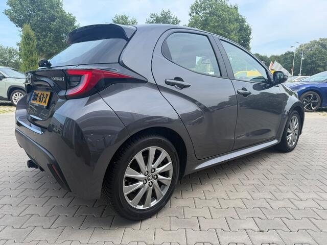 Toyota YARIS 1.5 Hyb. Dynamic Limited | All Seasons | Trekhaak
