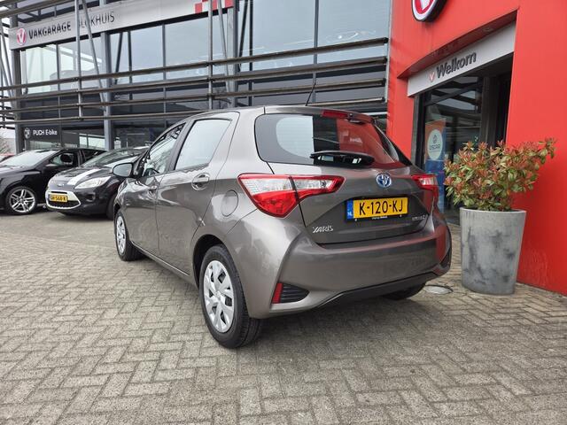 Toyota YARIS 1.5 Hyb. Active