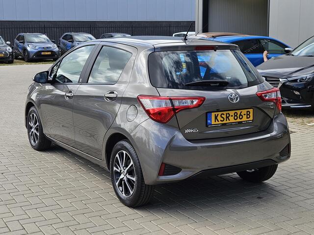 Toyota YARIS 1.5 VVT-i Dynamic 5drs 1e eig.