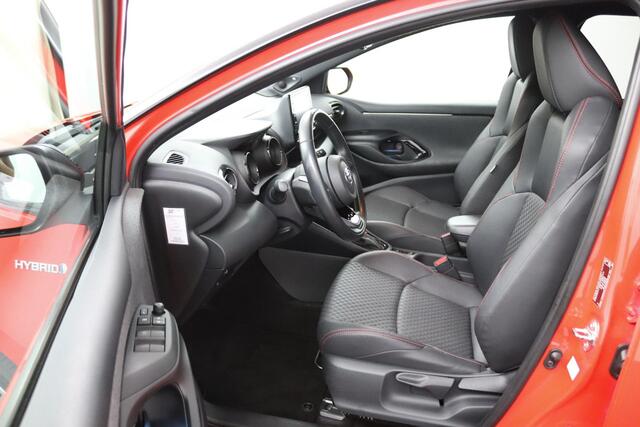 Toyota YARIS 1.5 Hybrid Launch Edition | Head Up Display | JBL Audio | Stoelverwarming | Keyless Entry |