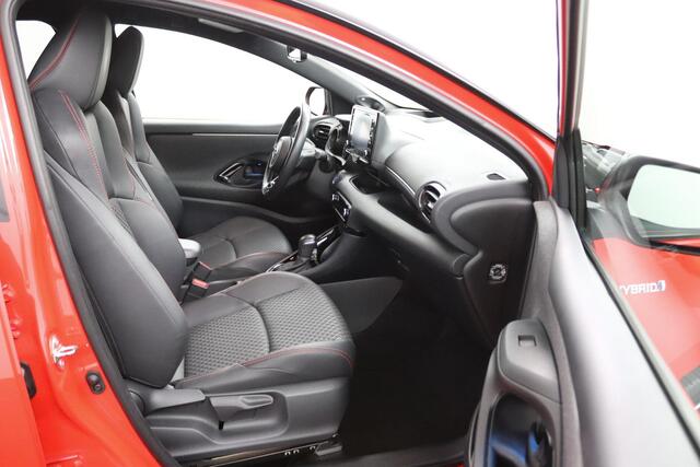 Toyota YARIS 1.5 Hybrid Launch Edition | Head Up Display | JBL Audio | Stoelverwarming | Keyless Entry |