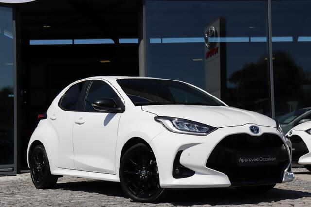 Toyota YARIS 1.5 Hybrid Executive, Halfleder, LM velgen, Stoelverwarming, Apple Carplay / Android Auto.